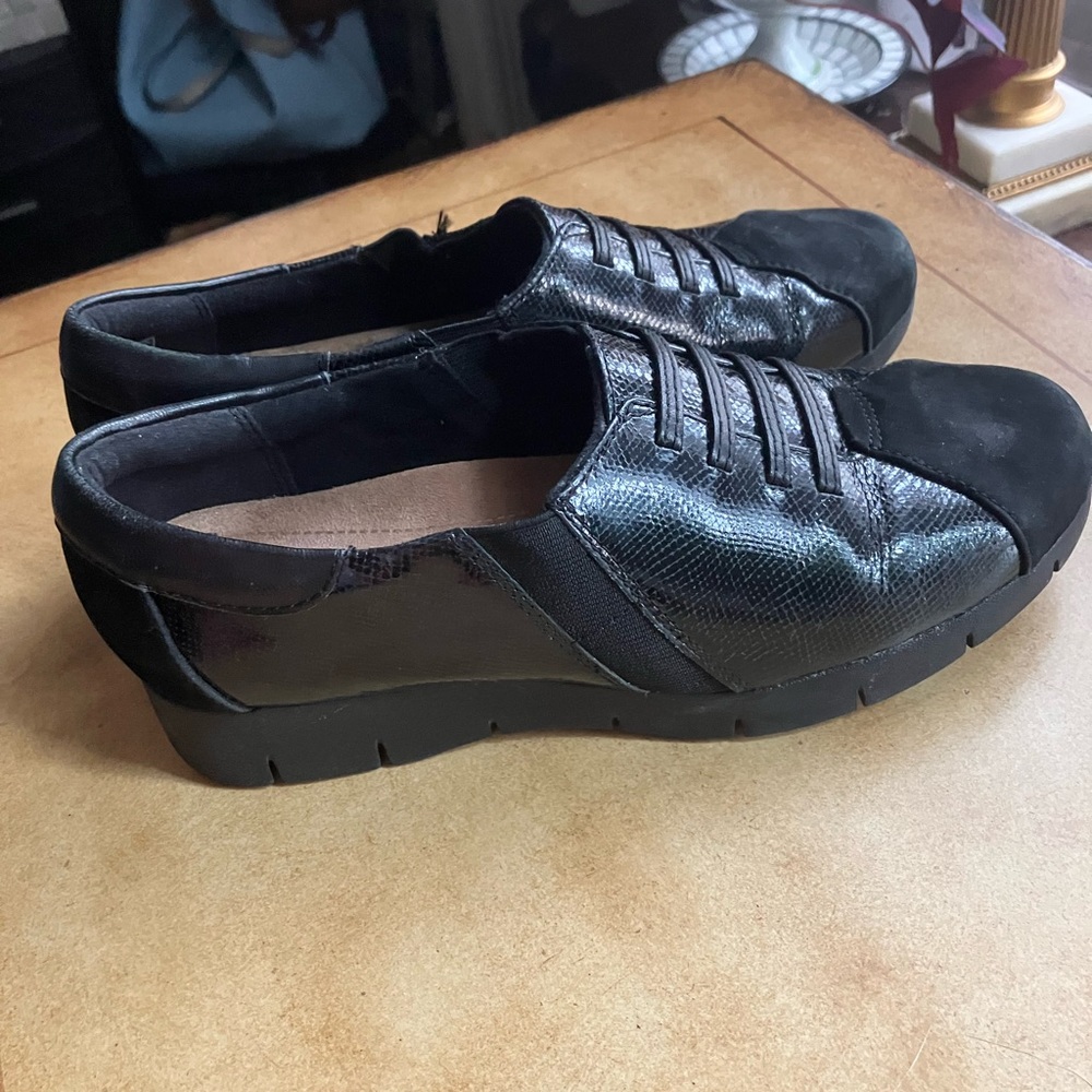Clarks - Picture 2 of 6